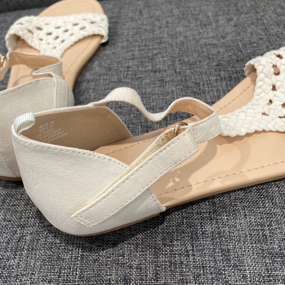 H&M Pretty White Sandals - Picture 5 of 8